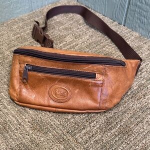 Vintage Roma Tan Leather Belt Bag - 26” strap